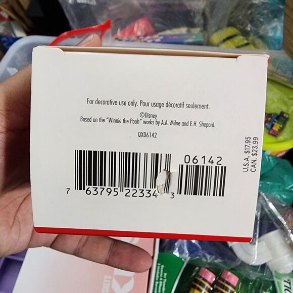 Hallmark Keepsake Disney Winnie the Pooh Baby's First Christmas Ornament 2017 - Picture 5 of 6